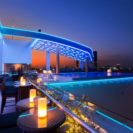 Sun & Moon, Urban Hotel Phnom Penh Esterno foto
